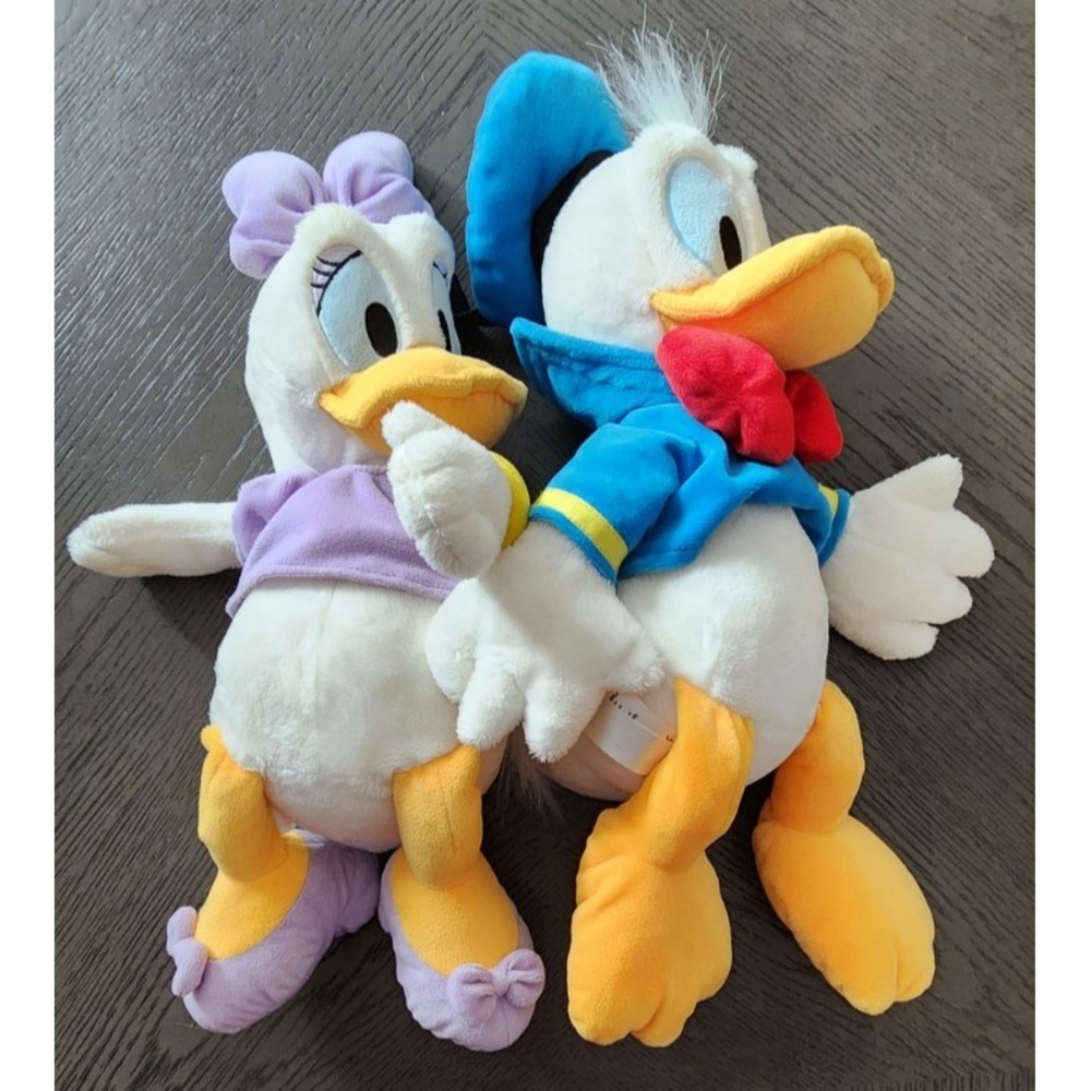 Disney Store Donald and Daisy Duck Plush Set‎ Classic Outfits Authentic Patch